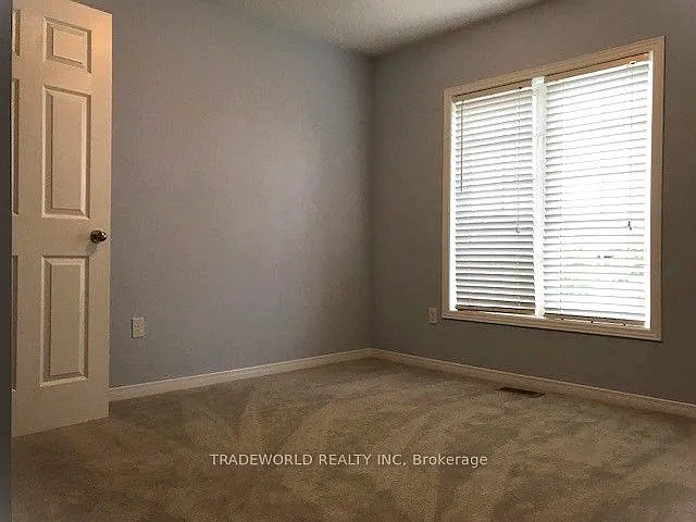 68 Thoroughbred Way — Photo 9