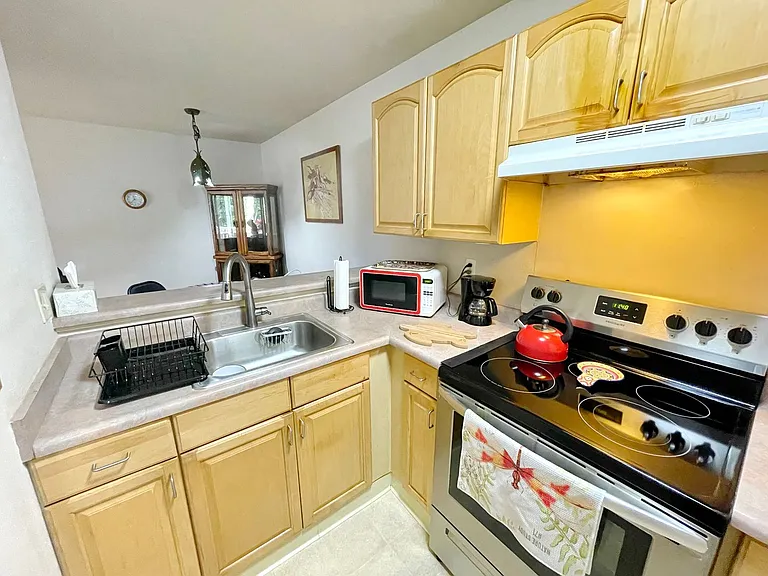 480 Kenolio Rd #5-103 — Photo 14