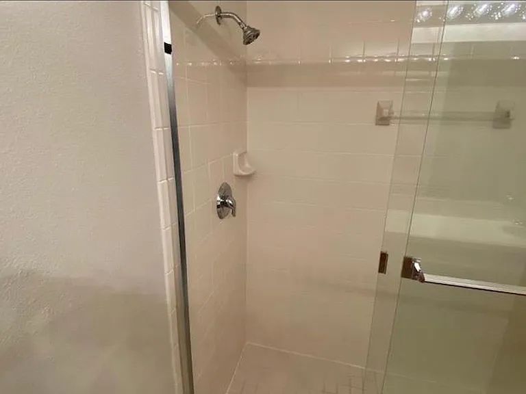 1024 Longville Cir — Photo 10