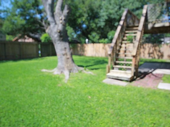 5th image of 18119 Autumn Trails Ln