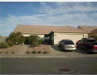 2nd image of 560 Brownlee Dr
