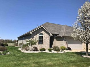 3113 Gaslight Dr, Bay City, MI 48706