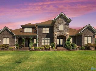 6 Lake Forest Blvd SW, Huntsville, AL 35824