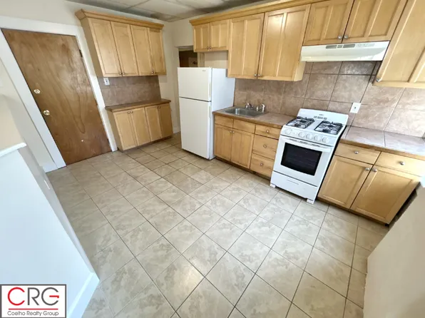 31 Elmwood St, Revere, MA