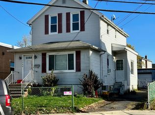 1506 Paterson Plank Rd, Secaucus, NJ 07094