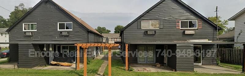 1st image of 390 N Cedar St