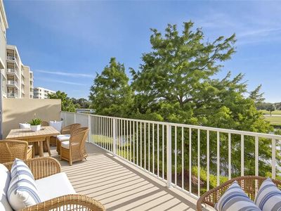 1200 Country Club Dr APT 6103, Largo, FL, 33771