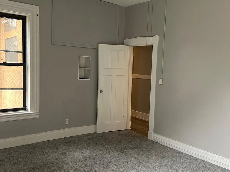 319 N Beatty St #4 — Photo 27