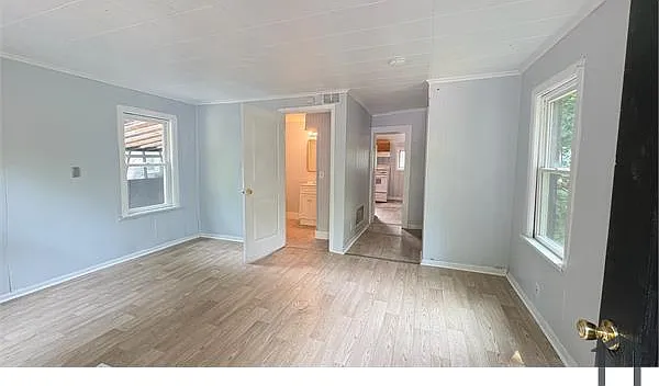 2 Zeller Pl