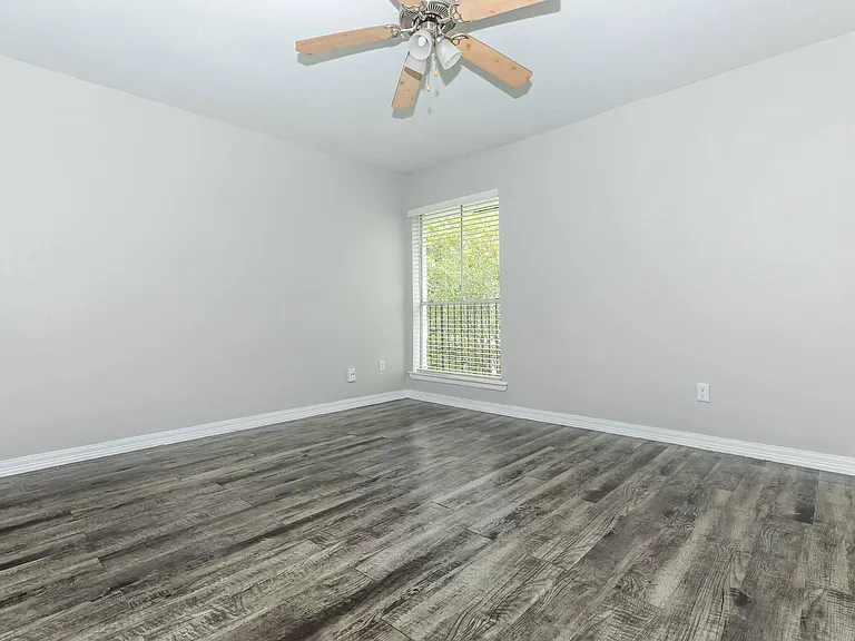 Bayou Park Apartments — Photo 67
