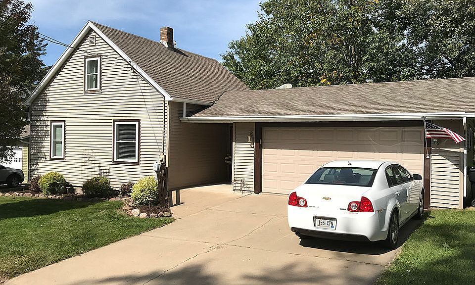 1st image of 306 W Miller St