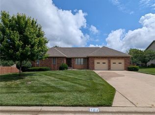 504 Southwood Ln, Saint Joseph, MO 64506