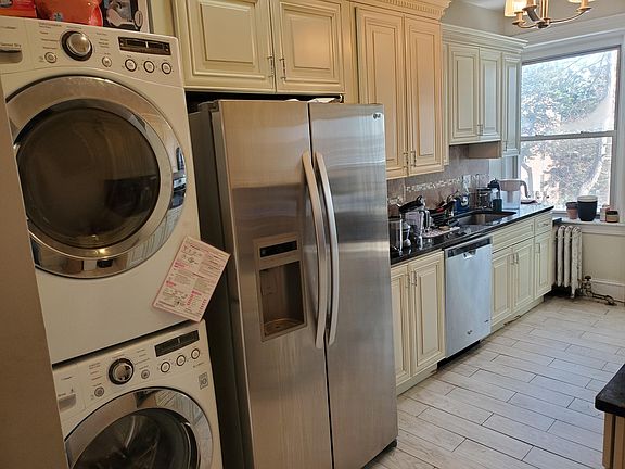 2nd image of 11 Babcock St #7