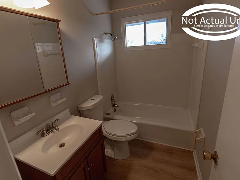2924 Leeway Dr #B — Photo 14