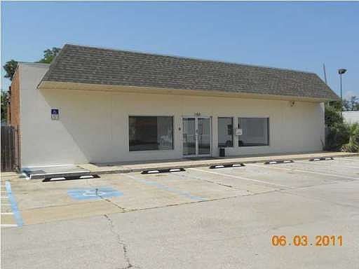 1st image of 2416 W Cervantes St