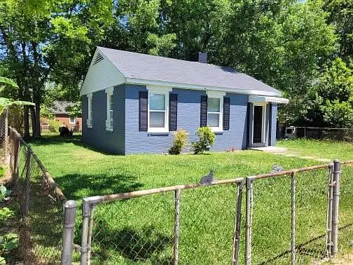 2 bed, 725 sqft, $950 — Photo 1