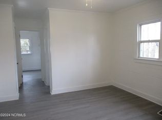 605 Washington St, Laurinburg, NC 28352