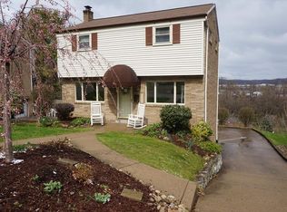 1365 Pesavento Dr, Bridgeville, PA