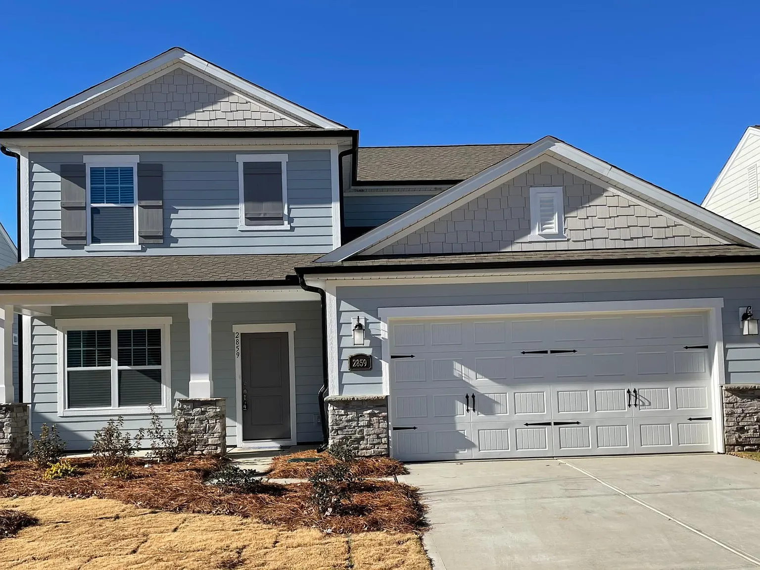 4 bed, 3.5 bath, 2509 sqft, $2,800 — Photo 1