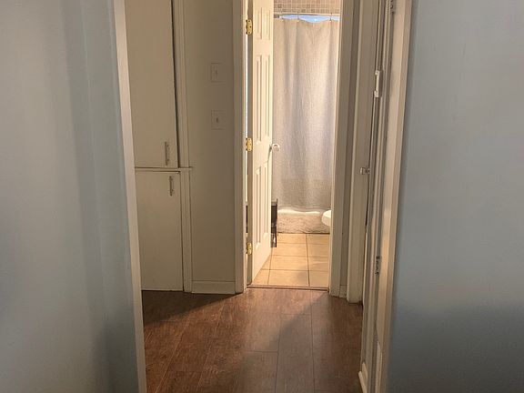 Circle hall into rooms 