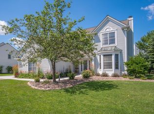 W144N10225 Raintree Dr, Germantown, WI 53022