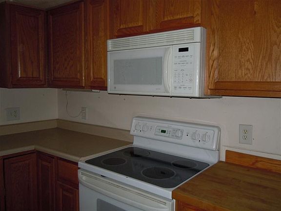 5th image of 112 Far Hills Ave