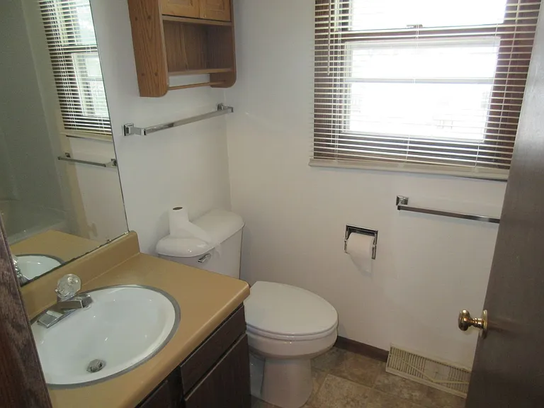 517-519 Margate Dr — Photo 5