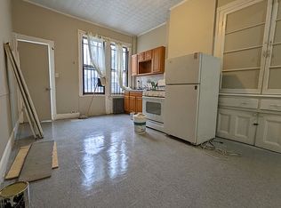 1812 Grove St APT 1R, Ridgewood, NY 11385