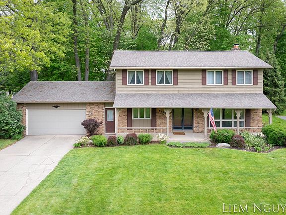 2nd image of 6501 Woodbrook Dr SE