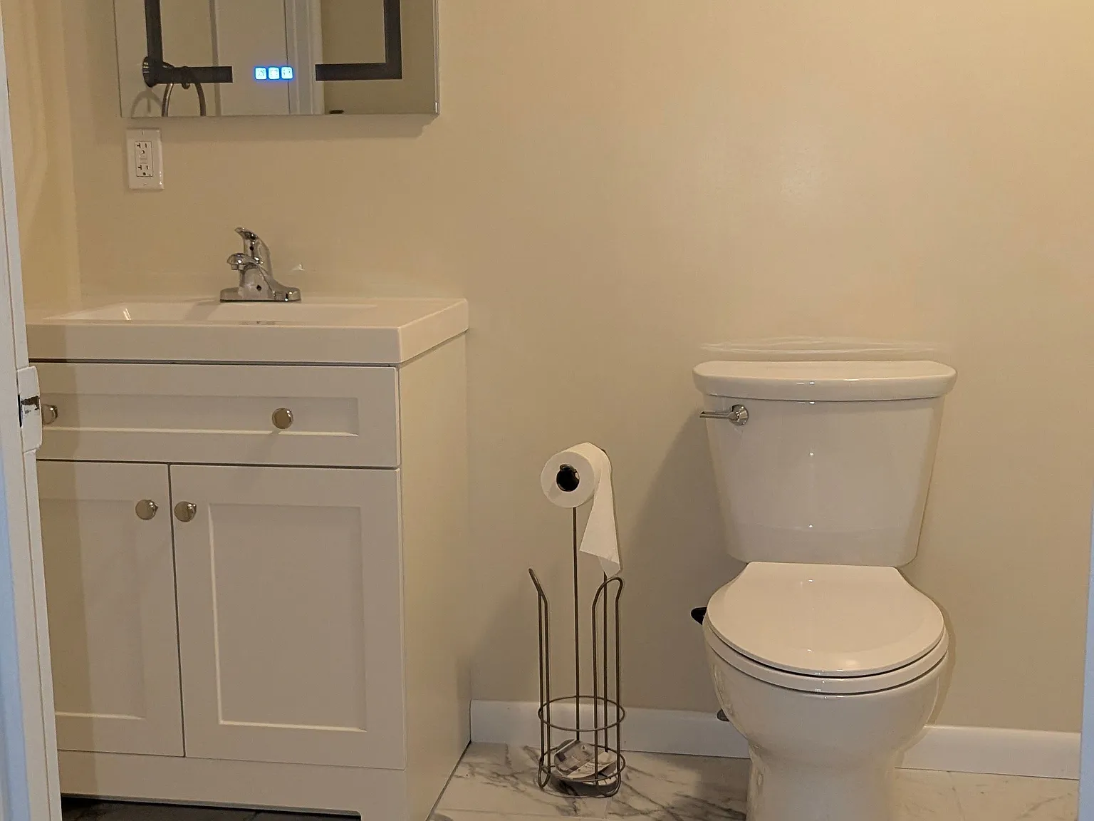 Cozy 1 Bedroom block from ocean — Photo 2