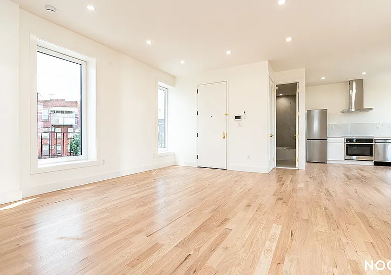 394 Broadway #6 — Photo 3