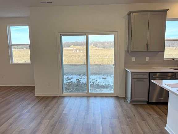 5th image of 1094 Solitary St Lot 2589