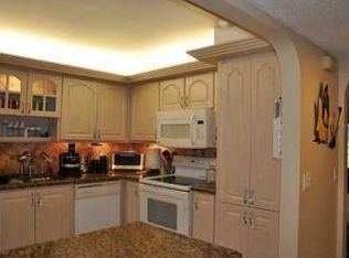 350 Racquet Club Rd APT 103, Fort Lauderdale, FL 33326