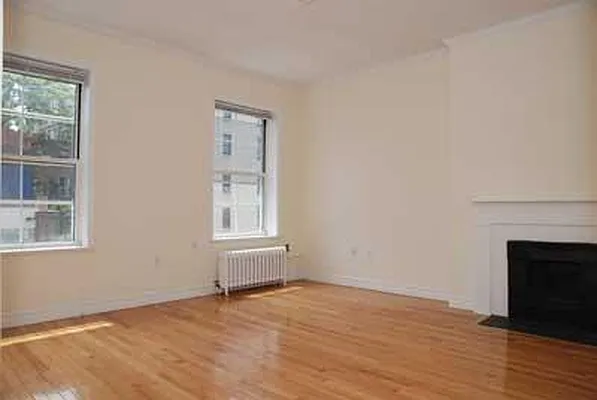 Rented by Buchbinder & Warren | media 12