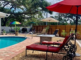 7707 9th Avenue Dr NW, Bradenton, FL 34209