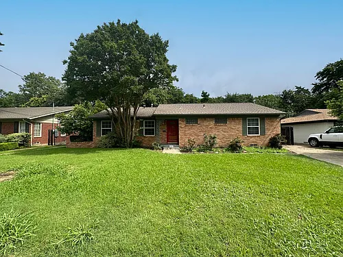 6461 Danbury Ln Photo 1
