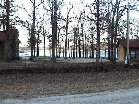 2nd image of 520 E Tri Lakes Dr