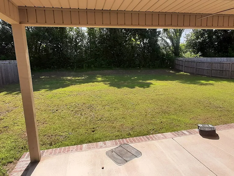 59 Birchwood Dr — Photo 2