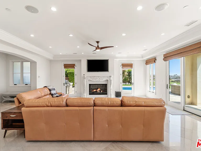 31967 Emerald View Dr — Photo 16