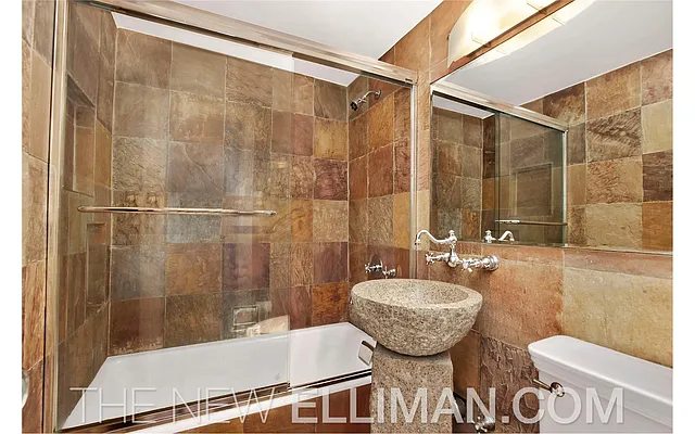 Sold by Douglas Elliman | media 21