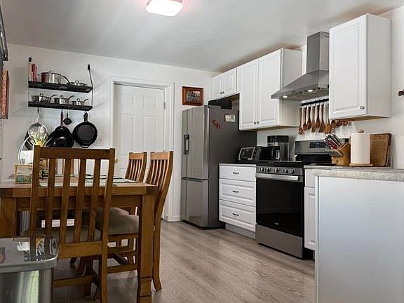 4th image of 436 1740 Road