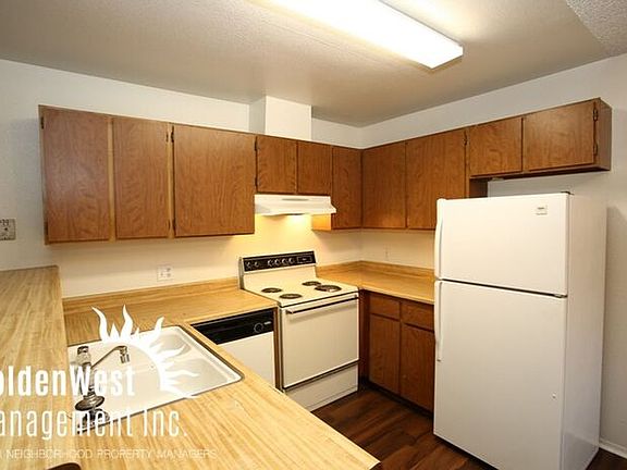 5th image of 2726 Jennydiane Dr APT A
