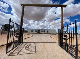 2400 Green River Loop, Chaparral, NM 88081