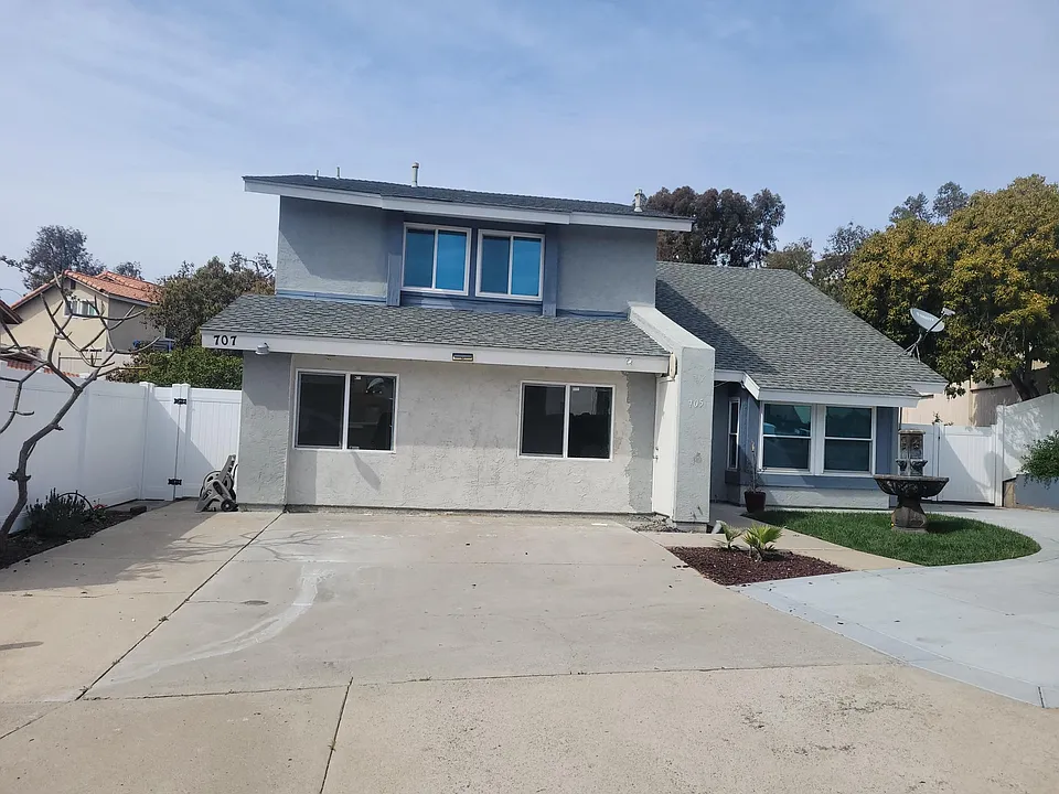 This Beautiful house has a Jr. ADU to make it a quiet home for you to live in and it also has plenty of parking also.