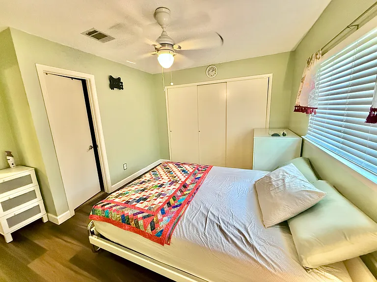 3058 Hill St — Photo 9