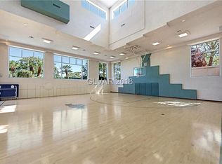 62 Innisbrook Ave, Las Vegas, NV 89113