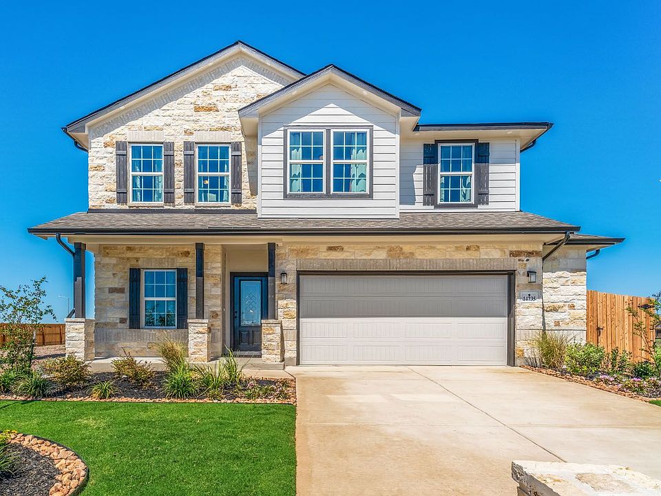 Hennersby Hollow by CastleRock Communities