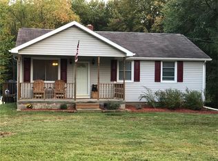 122 Hinchberger Rd, Butler, PA 16002