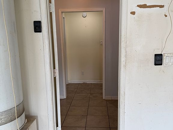 5th image of 4309 Castle Gate Dr
