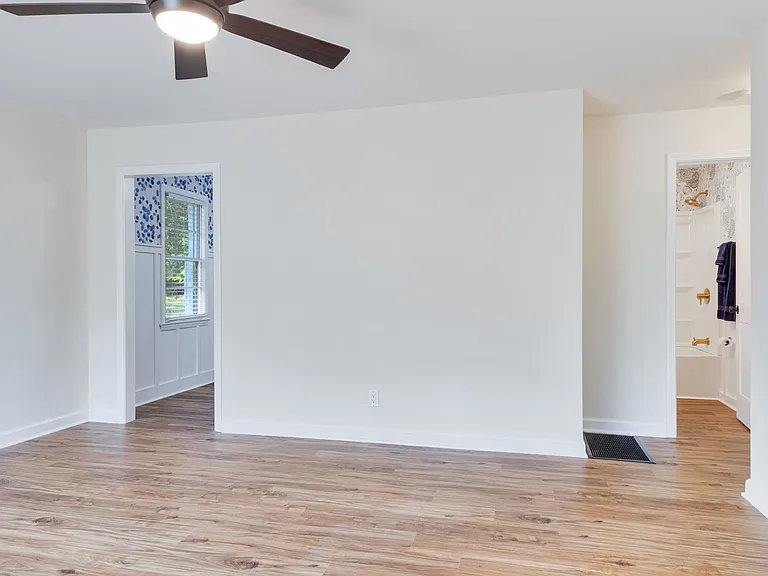 116 Westview Blvd — Photo 6